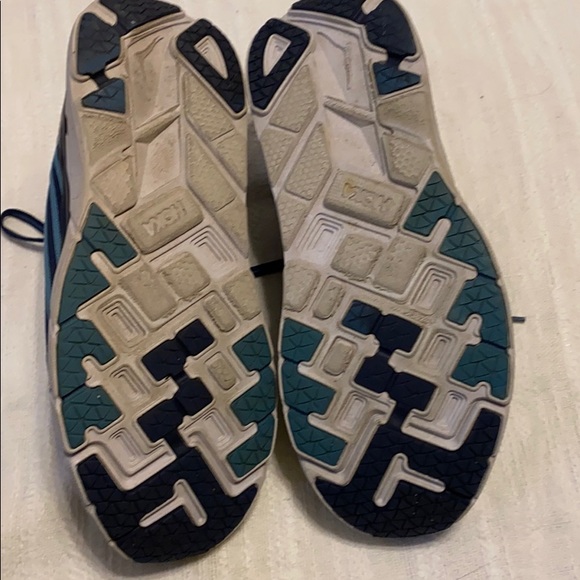 SOLD •HOKA• One One Clifton 5 Road Running Shoe - Picture 5 of 12